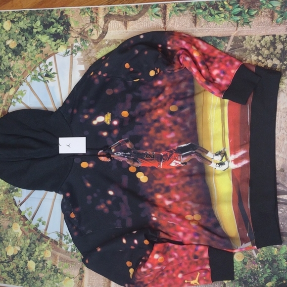 Jordan hooded sweatshirt size x-large - Picture 2 of 11